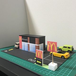 マクドナルド　トミカタウン(ミニカー)