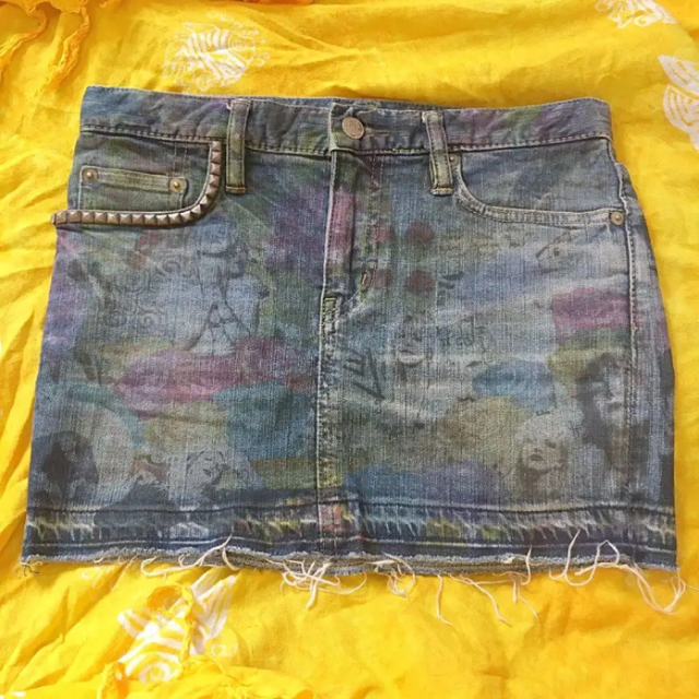 HYSTERIC GLAMOUR(ヒステリックグラマー)のヒステリックグラマー　デニムミニスカート　サイズxs レディースのスカート(ミニスカート)の商品写真