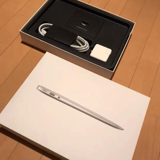 【美品】MacBook Air2013 充電回数156スマホ/家電/カメラ
