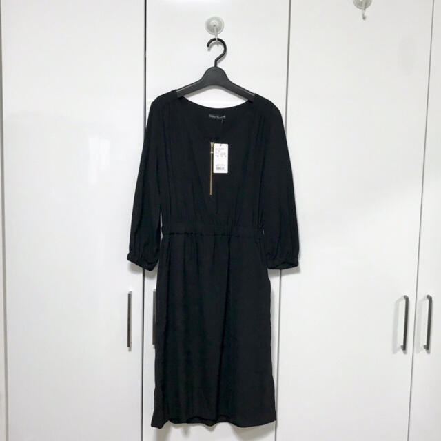新品 アーバンリサーチ フロントジップ 袖ギャザー ワンピース 定価