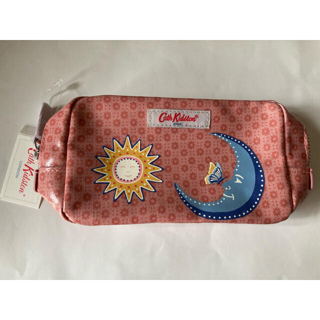 Cath Kidston(キャスキッドソン)のおはなちゃん専用　新品　キャスキッドソン　ポーチ レディースのファッション小物(ポーチ)の商品写真