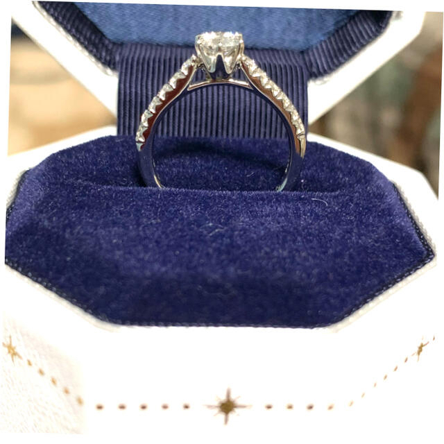 婚約指輪　ダイヤモンドシライシ 3