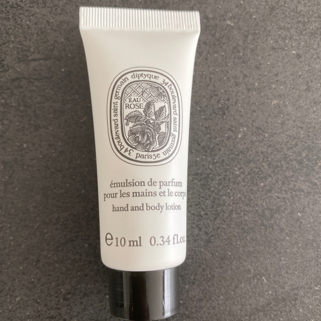 diptyque(ディプティック)のdiptyque  ミニ香水　　オイエド コスメ/美容の香水(香水(女性用))の商品写真