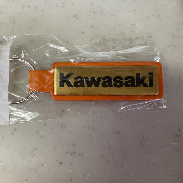 カワサキ(カワサキ)のKAWASAKIレザーキーホルダー⭐︎新品未使用 メンズのファッション小物(キーホルダー)の商品写真