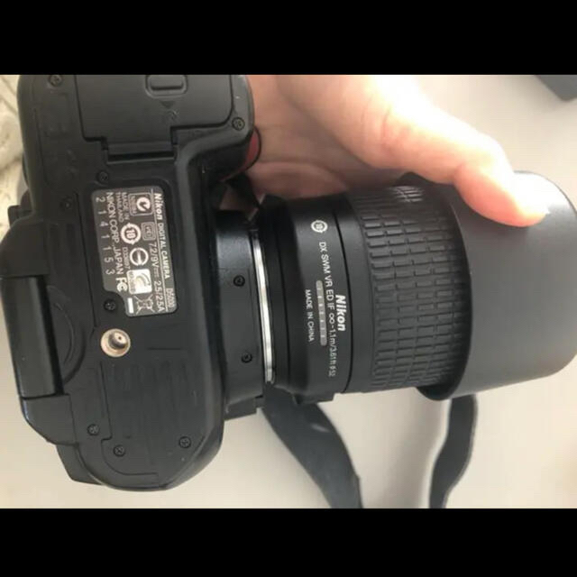 ジャンク品　Nikon D5000 レンズ、バッテリー2個付き 2