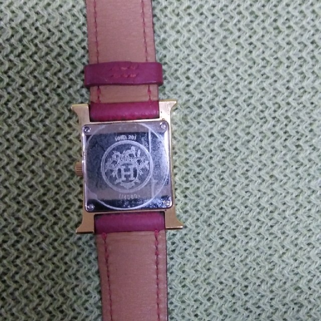 Hermes(エルメス)のHERMES　革時計 レディースのファッション小物(腕時計)の商品写真