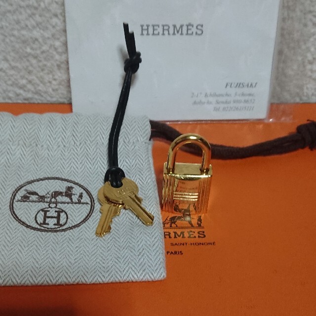HERMES ゴールド カデナパドロック 南京錠、鍵2本、保存袋付き!-