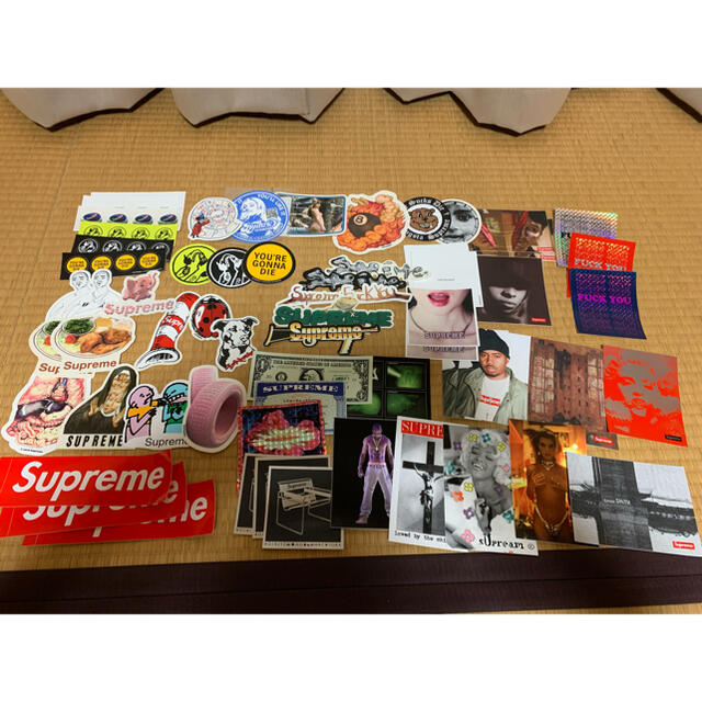 Supreme(シュプリーム)のsupreme ステッカー　シュプリーム 合計60枚 メンズのファッション小物(その他)の商品写真