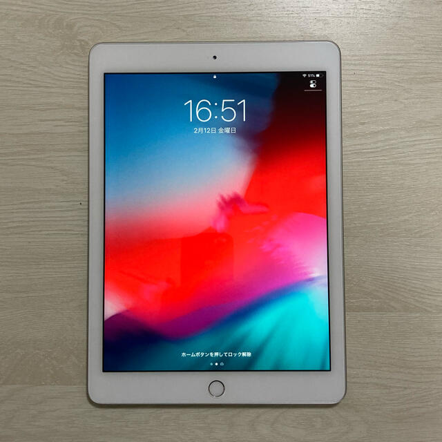 【美品】iPad 第6世代 wifiモデル 32GB シルバー