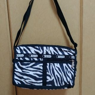 レスポートサック(LeSportsac)のLeSportsac　バック　ゼブラ柄(ショルダーバッグ)