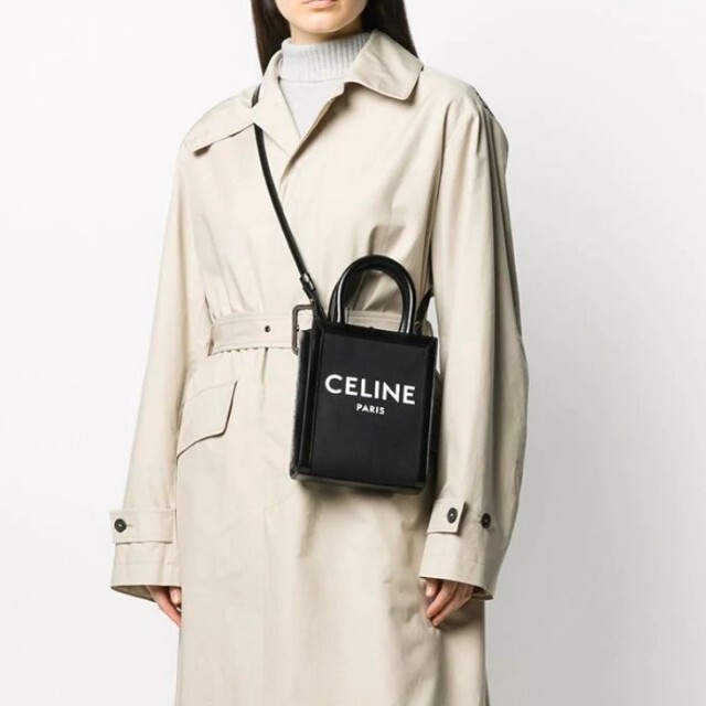 激安セール】 20AW - celine 完売 ブラック バーティカルカバ ミニ