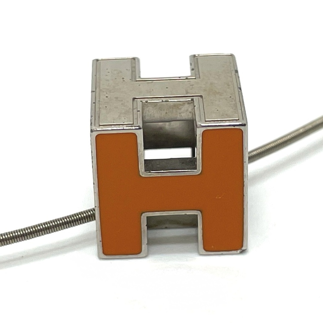 Hermes(エルメス)のエルメス HERMES カージュドアッシュ Hキューブ ネックレス メタル オレンジ×シルバー レディースのアクセサリー(ネックレス)の商品写真