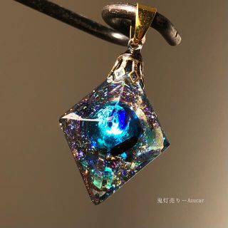 愛色世界への入り口。　オルゴナイト　8面体　蓄光蛍ガラス　ネックレス　宇宙レジン(ネックレス)