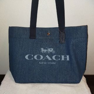 コーチ(COACH)の【新品未使用✨】コーチ デニムトートバッグ(トートバッグ)