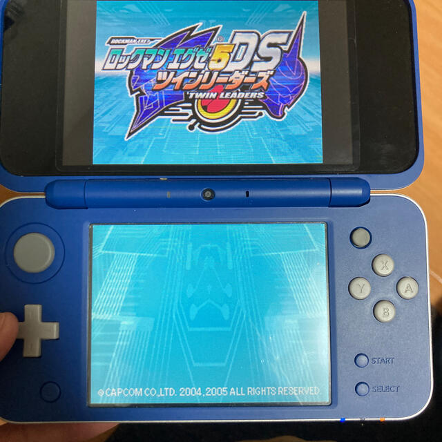 ニンテンドーDS(ニンテンドーDS)のロックマン エグゼ5 DS ツインリーダーズ DS エンタメ/ホビーのゲームソフト/ゲーム機本体(携帯用ゲームソフト)の商品写真