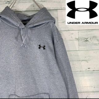 アンダーアーマー(UNDER ARMOUR)の《ワンポイント刺繍》アンダーアーマー 刺繍ロゴ パーカー フーディー 古着(パーカー)