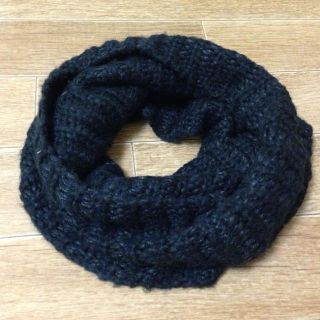 エイチアンドエム(H&M)の黒 スヌード(マフラー/ショール)