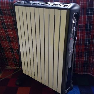 デロンギ(DeLonghi)の値下げ）デロンギ　マルチダイナミックヒーター Wi-Fiモデル(オイルヒーター)