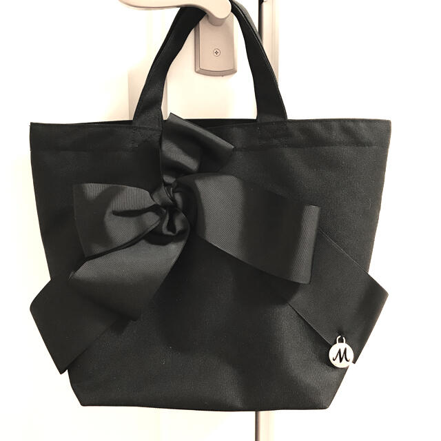 M'S GRACY(エムズグレイシー)のエムズグレイシー    おリボンバック　未使用品 レディースのバッグ(トートバッグ)の商品写真