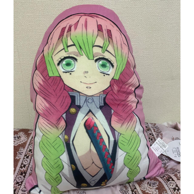 しまむら 鬼滅の刃 ダイカットクッション 伊黒小芭内 甘露寺蜜璃 おばみつ