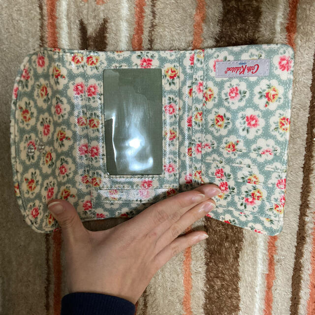 Cath Kidston(キャスキッドソン)のcathkidston キャスキッドソン　財布 レディースのファッション小物(財布)の商品写真