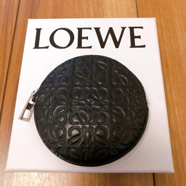 LOEWE(ロエベ)の♡ ロエベ ♡  コインホルダー　アナグラムエンボス レディースのファッション小物(コインケース)の商品写真