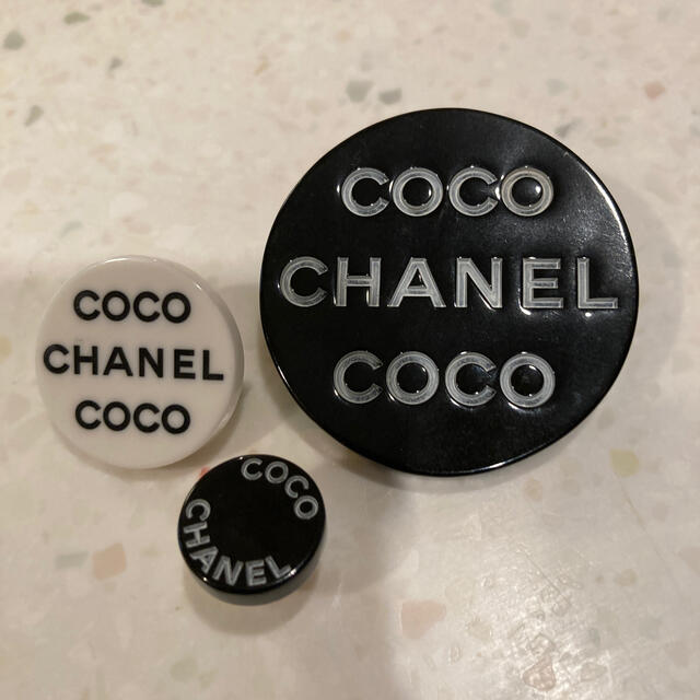 CHANEL ピンブローチ　３個セット