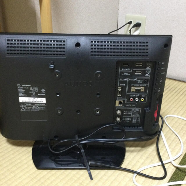 アクオス　19型デジタルハイビジョンテレビ　2014年製　b-casカード付き