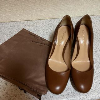 ジャンヴィットロッシ(Gianvito Rossi)のさな様専用　ジャンヴィトロッシ　パンプス　ドゥロワー　セルジオロッシ(ハイヒール/パンプス)