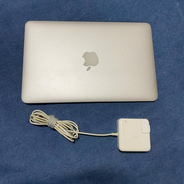 MacBook Air  11-inch