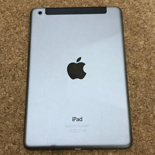 04954T  iPad mini2 32GB S docomo 品