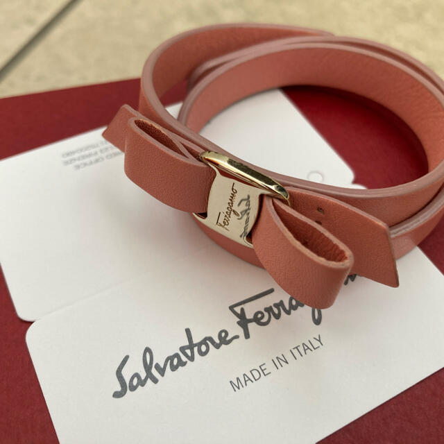 Ferragamo フェラガモ ヴァラリボン 2連ブレスレット 美品 レザー