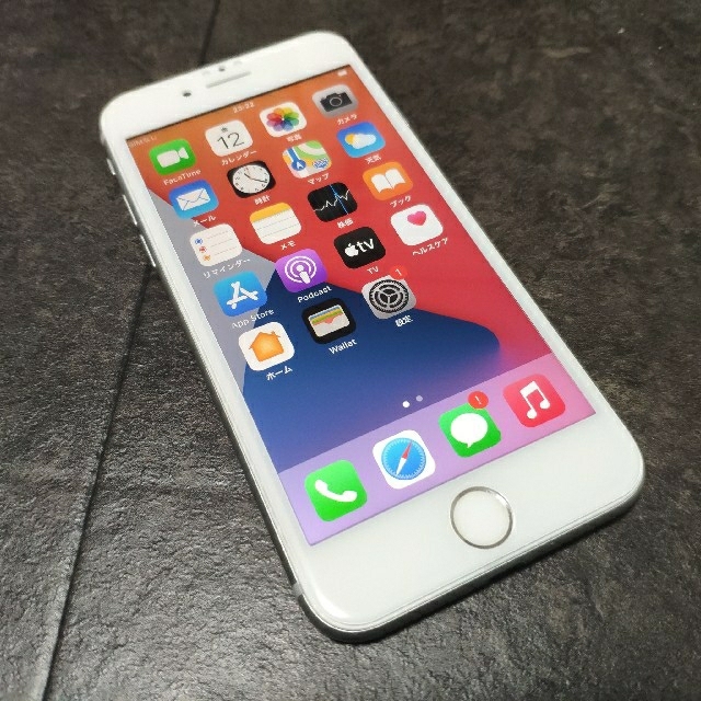 iPhone(アイフォーン)のiPhone 8 シルバー 64GB ジャンク扱い スマホ/家電/カメラのスマートフォン/携帯電話(スマートフォン本体)の商品写真