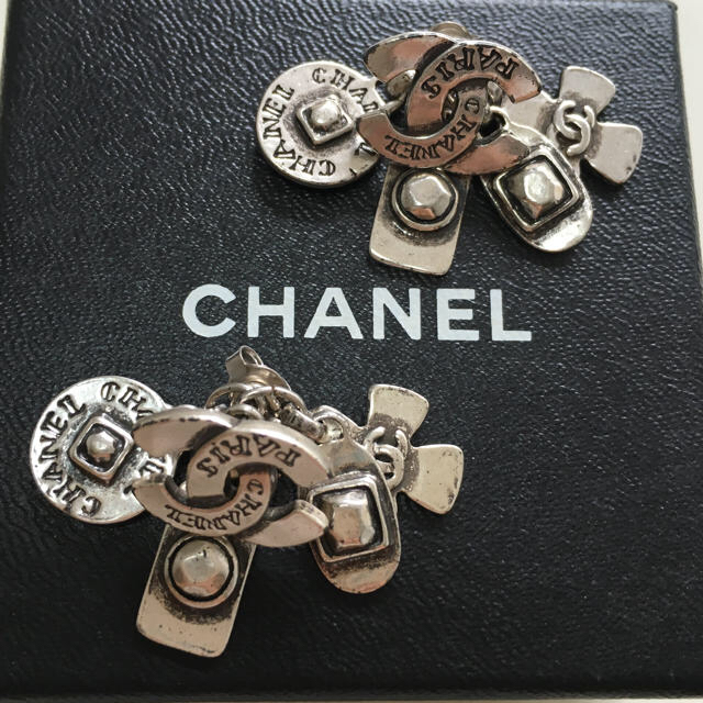 CHANEL(シャネル)の正規品 CHANEL ピアス レディースのアクセサリー(ピアス)の商品写真