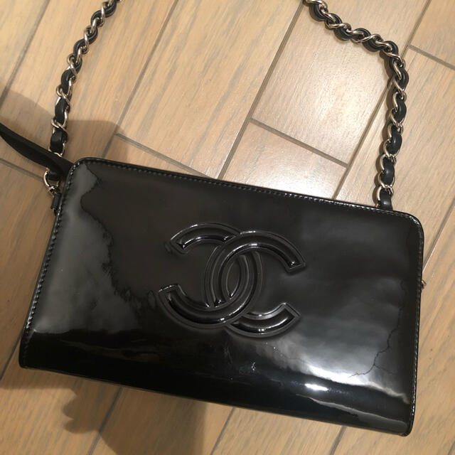 CHANEL エナメル   チェーン  バック