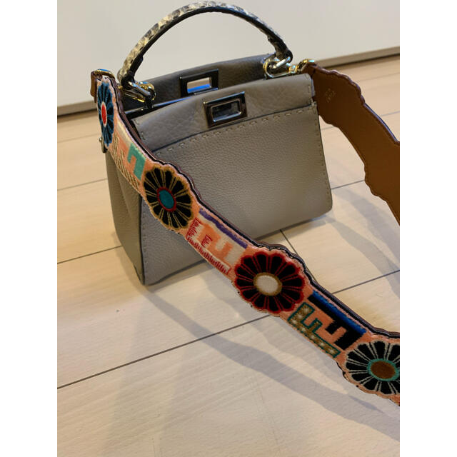 超お買い得！】 FENDI - フェンディ ストラップユー ショルダーバッグ