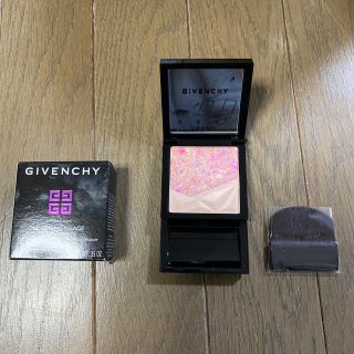 ジバンシィ(GIVENCHY)のジバンシイ　フェイスパウダー限定品(ファンデーション)