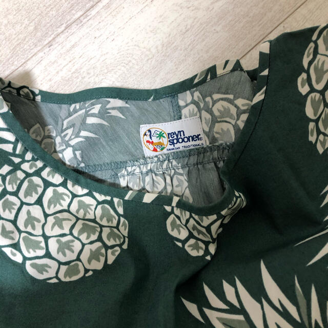 Reyn Spooner(レインスプーナー)のアダムエロペ アロハシャツ Tシャツ パイナップル柄 レディースのトップス(シャツ/ブラウス(半袖/袖なし))の商品写真