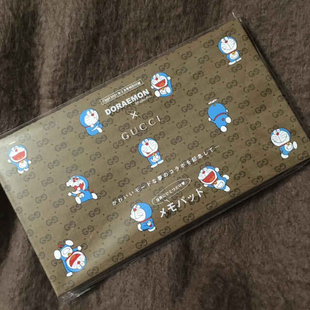 DORAEMON × GUCCI メモパッド インテリア/住まい/日用品の文房具(ノート/メモ帳/ふせん)の商品写真