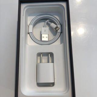 アップル(Apple)のiPhone 充電器　ライトニングケーブル　純正(バッテリー/充電器)