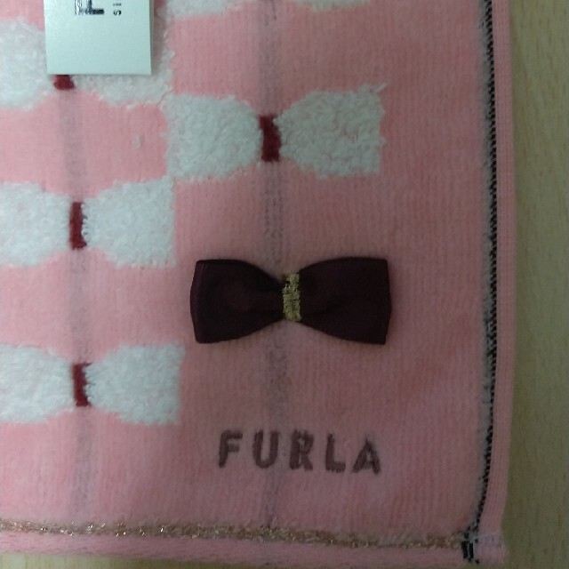 Furla(フルラ)のささら様専用フルラ　タオルハンカチ　2枚　新品　㉜ レディースのファッション小物(ハンカチ)の商品写真