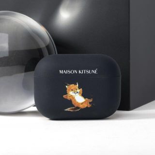 メゾンキツネ(MAISON KITSUNE')のメゾンキツネ チラックス AirPods pro ケース(その他)