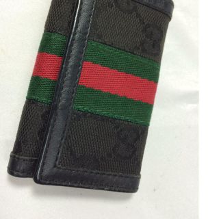 グッチ(Gucci)のグッチ☆GG柄☆シェリーライン☆黒(キーホルダー)