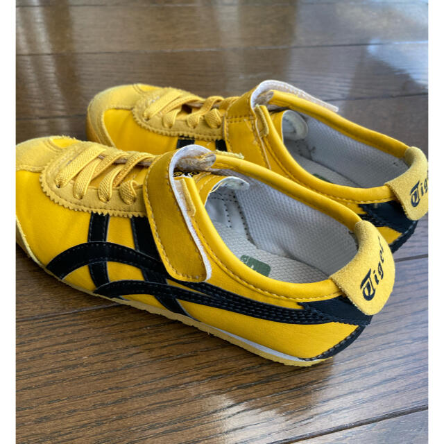 Onitsuka Tiger(オニツカタイガー)のオニツカタイガー　キッズ キッズ/ベビー/マタニティのキッズ靴/シューズ(15cm~)(スニーカー)の商品写真