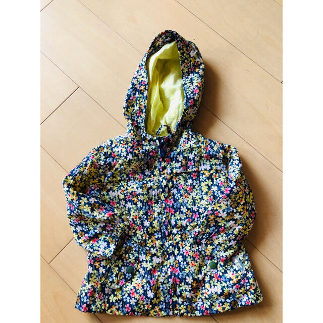 ZARA KIDS(ザラキッズ)のzara 74 花柄マウンテンパーカー　未使用 キッズ/ベビー/マタニティのベビー服(~85cm)(ジャケット/コート)の商品写真