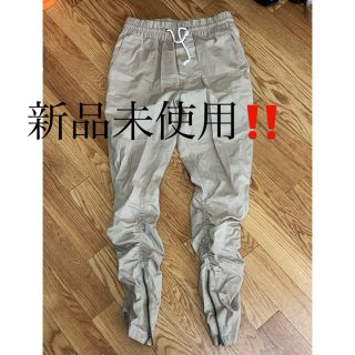 エイチアンドエム(H&M)の新品未使用‼️ H&M ジョガーパンツ ベージュ(サルエルパンツ)