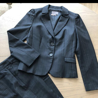 レディース  ビジネススーツ　ストライプ　黒(スーツ)