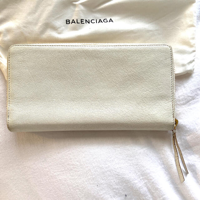 Balenciaga(バレンシアガ)のバレンシアガ クラシックコンチネンタル 長財布　ホワイト　アイボリー レディースのファッション小物(財布)の商品写真