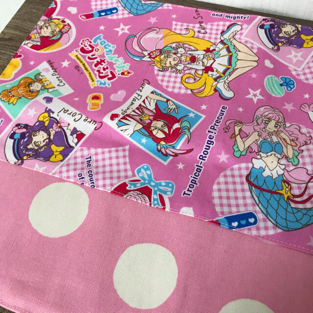 お弁当袋  コップ袋   ランチョンマット   新プリキュア柄   女の子 ハンドメイドのキッズ/ベビー(バッグ/レッスンバッグ)の商品写真