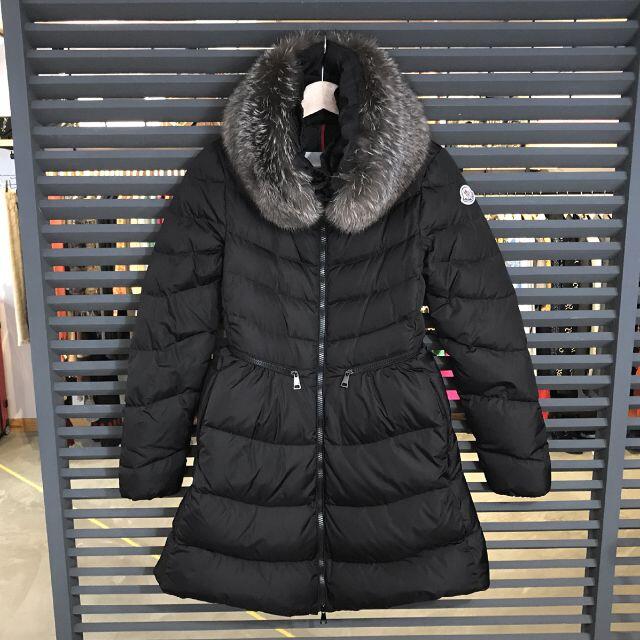 新品未使用タグ付きMONCLER MIRIELON ダウンフォックスファー